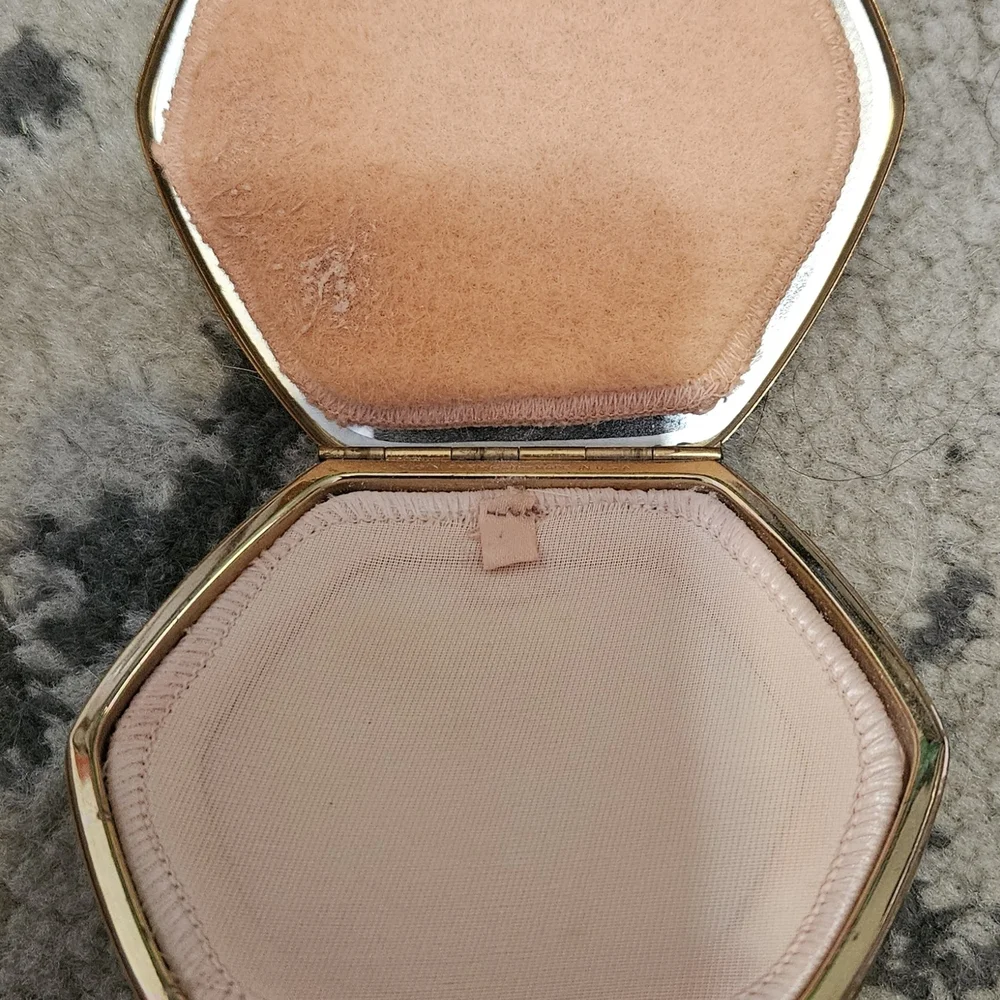 Vintage 1940s 1950s Elgin American Gold Powder Mirrored Compact